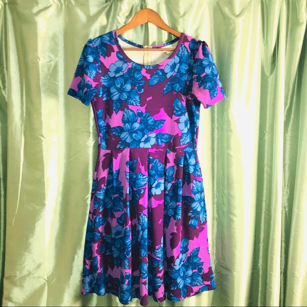 LuLaRoe Amelia Dress Sz Medium Floral Print